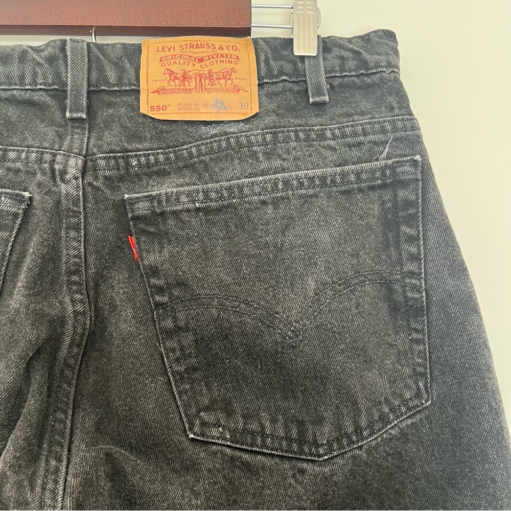 Levi’s 550 Relaxed Fit Tapered Leg Size 38/30 Vintage 90’s Black Denim Jeans - Picture 5 of 12